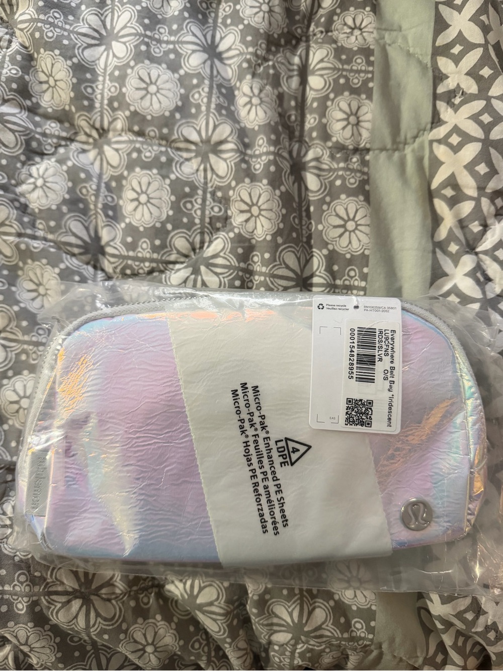 NWT Limited Edition Lululemon Iridescent belt bag